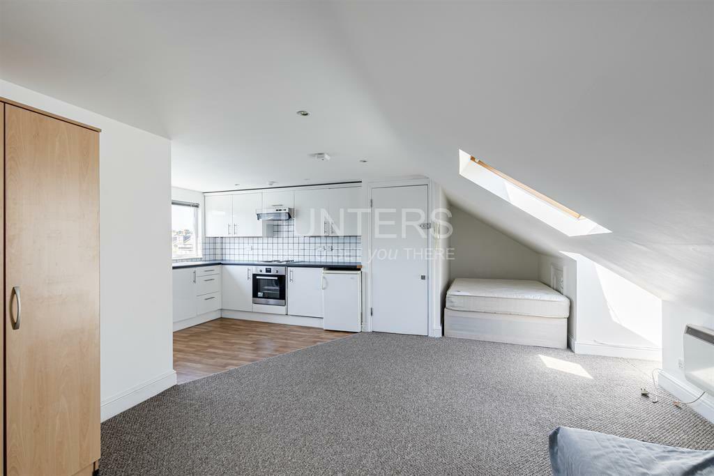 HuntersWestHampstead tweet media