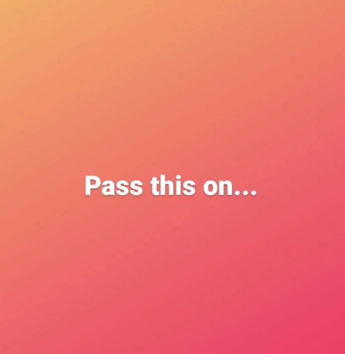 sohotheatre's tweet photo. Hey you 👋

Are you a comedian, budding comedian or dreaming of becoming a comedian &amp;
👉from a global majority background
👉have no existing Soho Theatre connections
👉in London this month
👉want to do Edinburgh one day but it feels like a pipe dream...

Then this🧵is for you 👇 https://t.co/laObEu5qyl