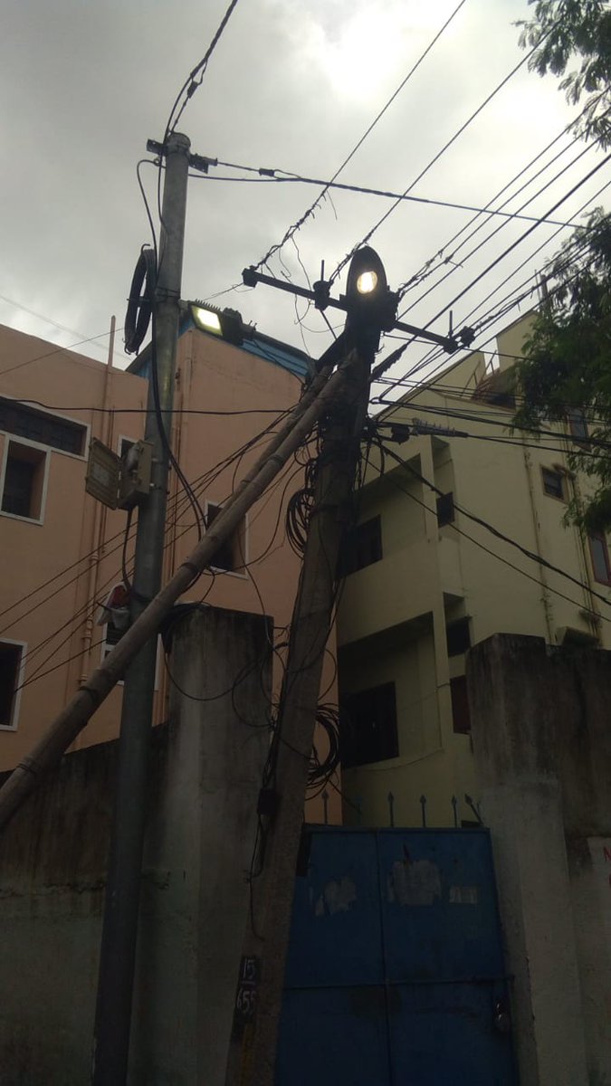 AngothChandras2's tweet photo. @Satish008k @CommissionrGHMC @GadwalvijayaTRS @GHMCOnline Rectified sir https://t.co/2UNyFizR9x