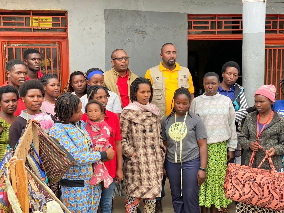 CaritasRwanda's tweet photo. From July 31 to August 4, @CaritasRwanda’s Development Department is visiting the Diocesan Caritas, @CaritasNyundo, Caritas Ruhengeri, @CByumba, &amp; @caritaskibungo. This visit aims to assess the overall performance of the projects/programs and identify areas of leverage and scale. https://t.co/pjdrhc8cPt