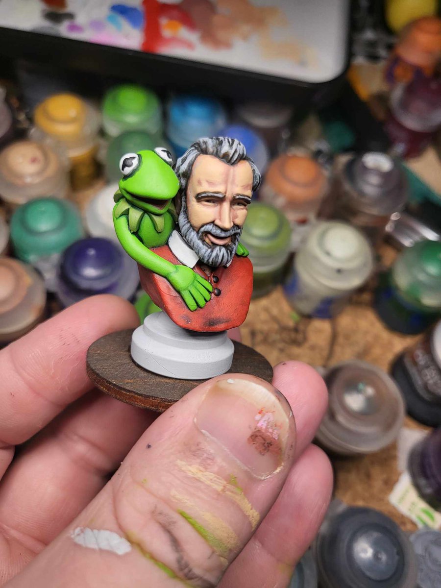 The #muppets team (#41) Now comes with a 1 of 8 Gonzo playing the trumpet models, created by Ryan Smith for Thrudball.
Also a 1 of 3 created set of Muppets block dice. and a 1 of 9 sets created Muppets D6.