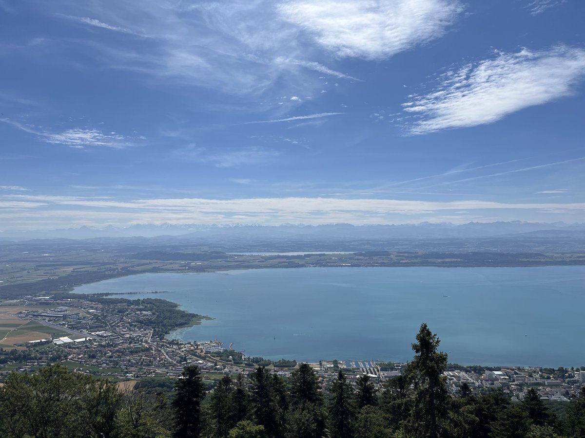 SmartEnergyMat's tweet photo. A lovely small group outing 🥾🚠 to #Chaumont⛰️ over the #ThreeLakes⛵️ just before the 🇨🇭national holiday... a great opportunity to spend time together outdoors, reflecting on the activities and plans @SmartEnergyMat @MerkleInstitute💡while enjoying the summer time☀ https://t.co/e7C2gAQOMX
