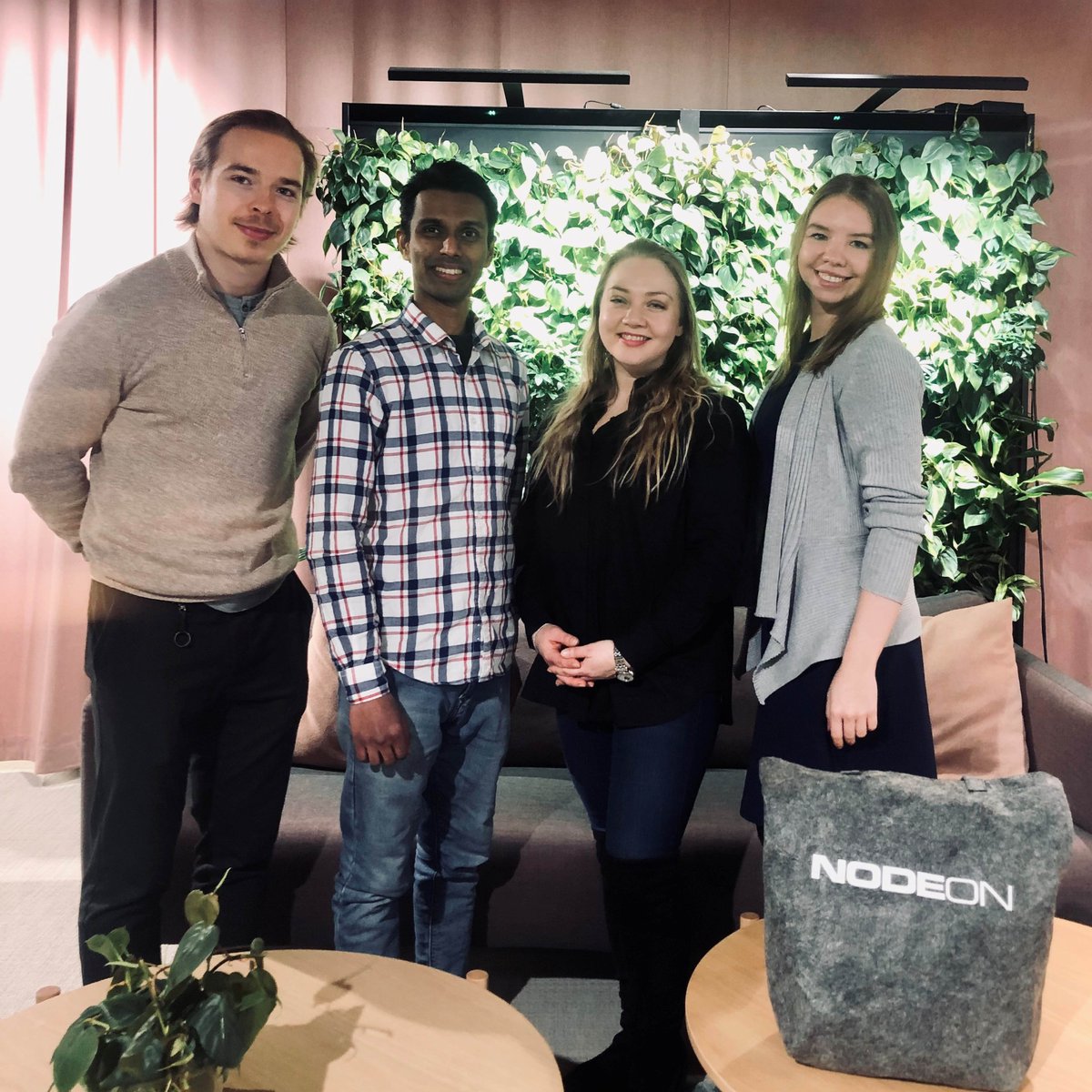 NodeonGroup's tweet photo. Aiemmin tÀnÀ vuonna osallistuimme @uniofjyvaskyla:n jÀrjestÀmÀlle kasvuhakkerointikurssille, jolta haimme erityisesti ideoita osaajapulan ratkaisemiseen. Nodeon oli erittÀin tyytyvÀinen kehitysideoihin ja tiimi voittikin toisen jaetuista palkinnosta. #kasvuhakkerointi #nodeon https://t.co/sdHSxOB7wq