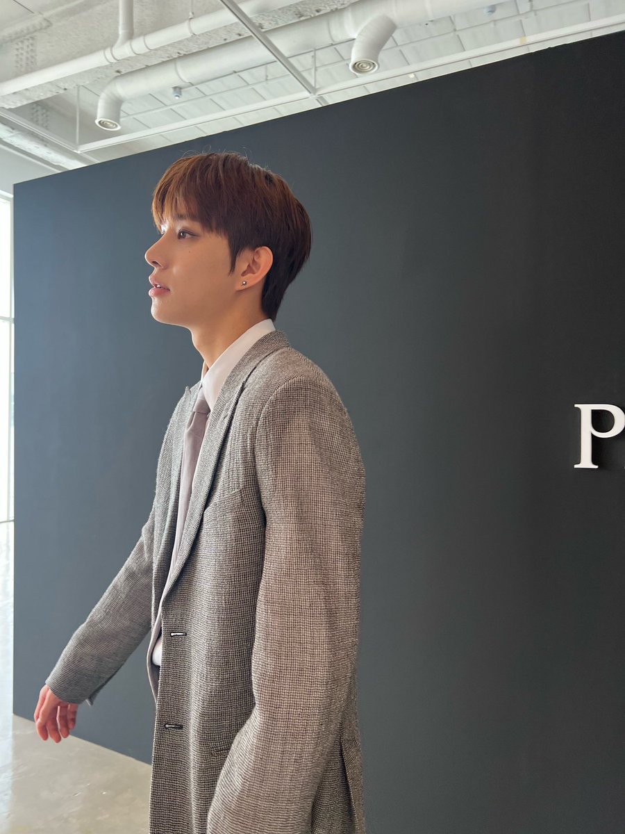 jw_first_'s tweet photo. 어쩜 귀도 이리 이쁘지 https://t.co/GNKGgnMfzU