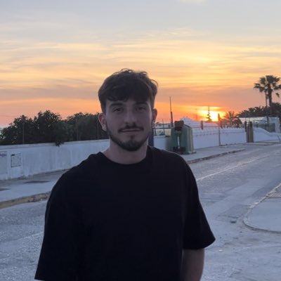 JLlonisss's tweet photo. #NuevaFotoDePerfil https://t.co/nNeqSdPXcu