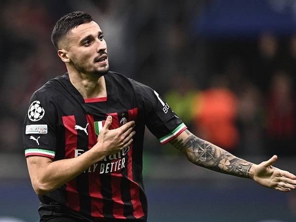 inforossoneri's tweet photo. Via @ertansuzgun:
Fenerbahce telah mencapai kesepakatan dengan Rade Krunić dari Milan. Krunicinho ingin meninggalkan Klub dan Fenerbahce telah membuat penawaran resmi kepada Milan. https://t.co/MucerD6tmt