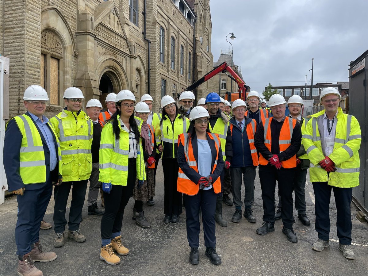 TilburyNorth's tweet photo. Today in our #countdowntocompletion at Oldham Old Library we brought the team together for a steel signing ceremony. The event celebrated the history &amp; future of the heritage building &amp; marked the collaborative energy that achieved this milestone. 
#TilburyDouglas #Construction https://t.co/iN8AEJvHVo