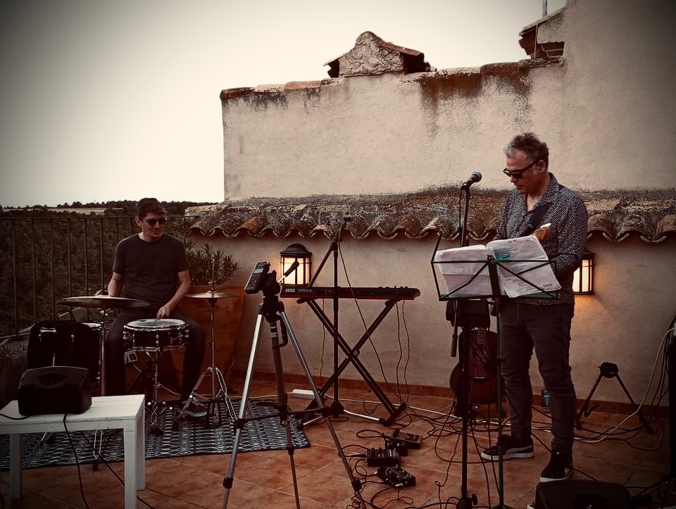 Qué está escuchando Néstor Mir este verano.
beatvalencia.com/que-esta-escuc…