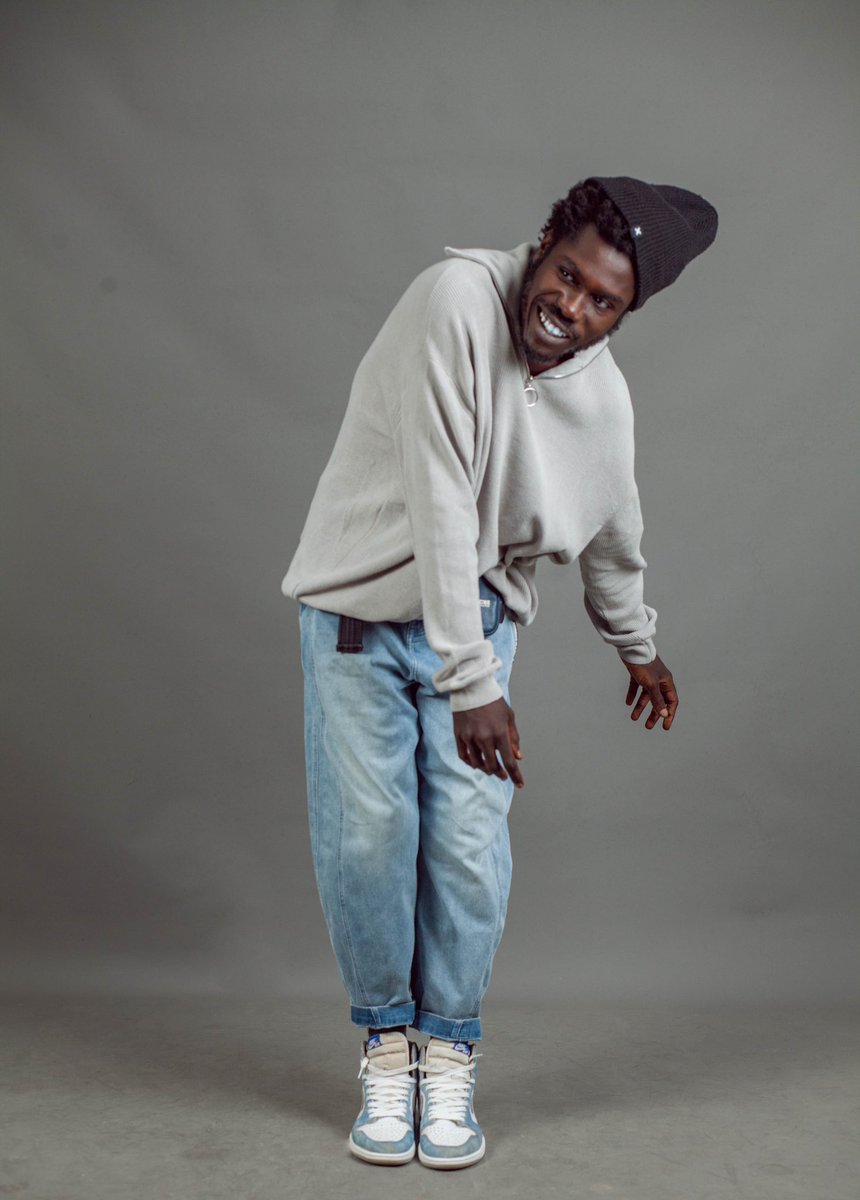 Benjies_'s tweet image. May you hear pleasant news of Joy that will keep your soul calm. Happy new month. 

Third Person is available on all streaming platforms 
youtu.be/LvOqza_V-hk