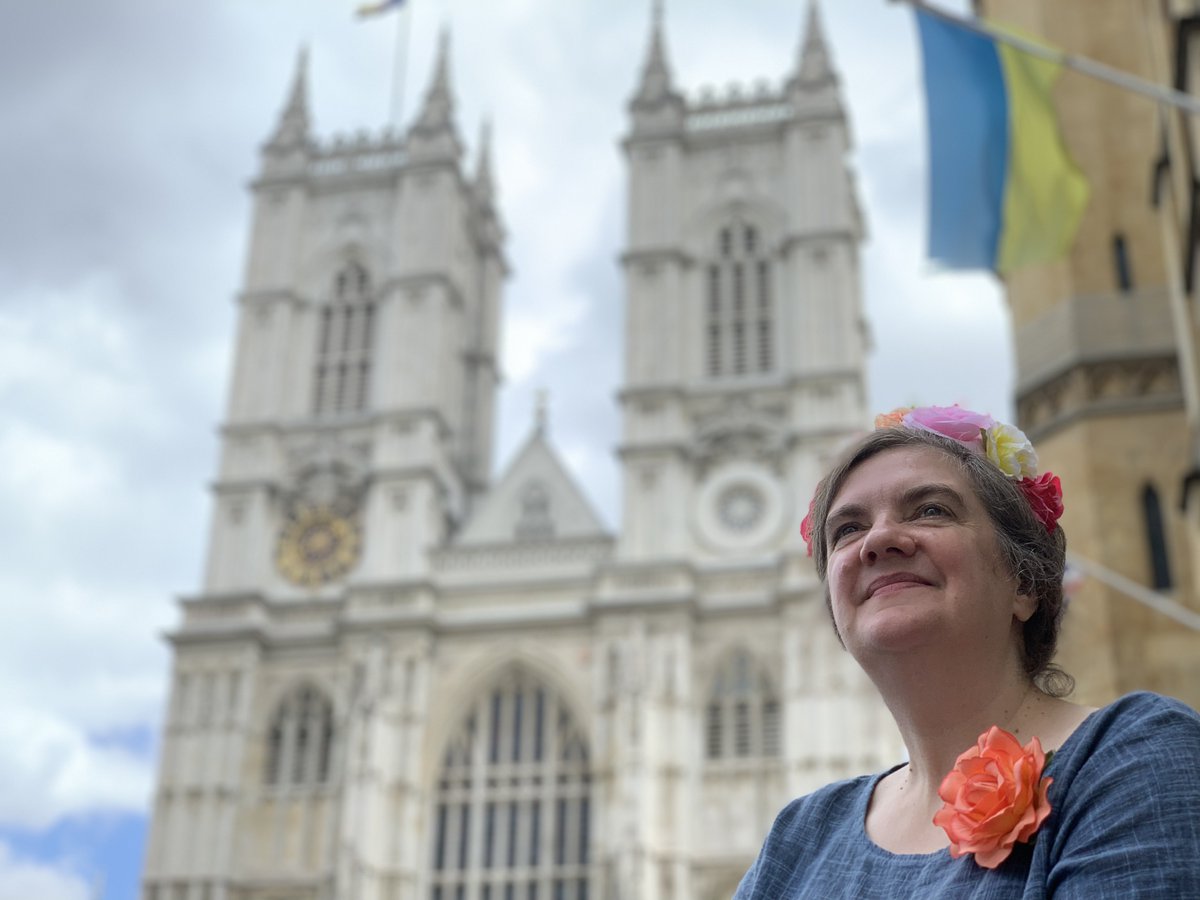 Tomorrow night <a href="/wabbey/">Westminster Abbey</a> the FIRST Wednesday Night Stories hosted &amp; stories with me and then a real treat - the incomparable <a href="/DanielMorden3/">Daniel Morden</a>! 
Do you have your FREE ticket...
westminster-abbey.org/abbey-events/s…