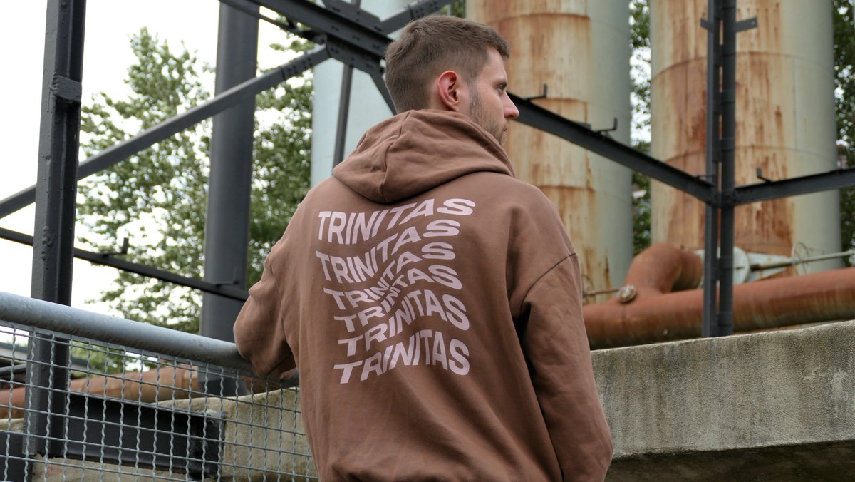 schvennie. tweet media