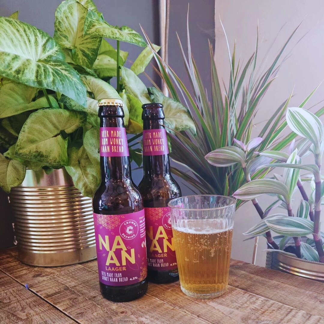 CrumbsBrewing's tweet photo. Next time you visit our good friends at @pizzaprojectmerstham, Why not try the world's first ever Naan Laager!
Order now - https://t.co/Yl6GzJb9XR
#SourdoughPaleAle #CrumbsBrewing #SustainableBrewing #CraftBeer #BeerLovers #EcoFriendly #CheersToChange #PaleAle #PizzaProject https://t.co/jf6u68Xbap