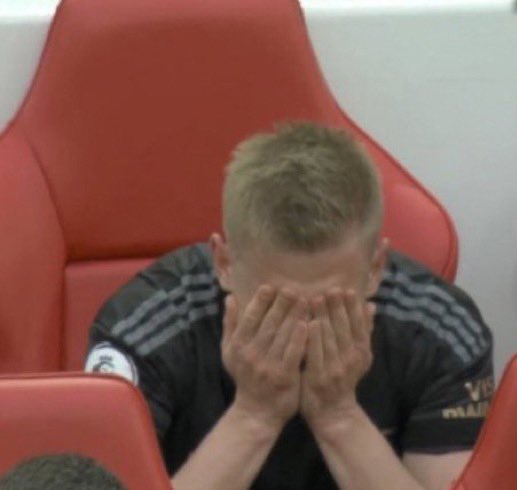 Tunnykvng's tweet photo. Chelsea fans last season: We need goal scorers in this team.

Chelsea fans now: We don't need Vlahovic, we have Broja. https://t.co/CEykEwGf4B