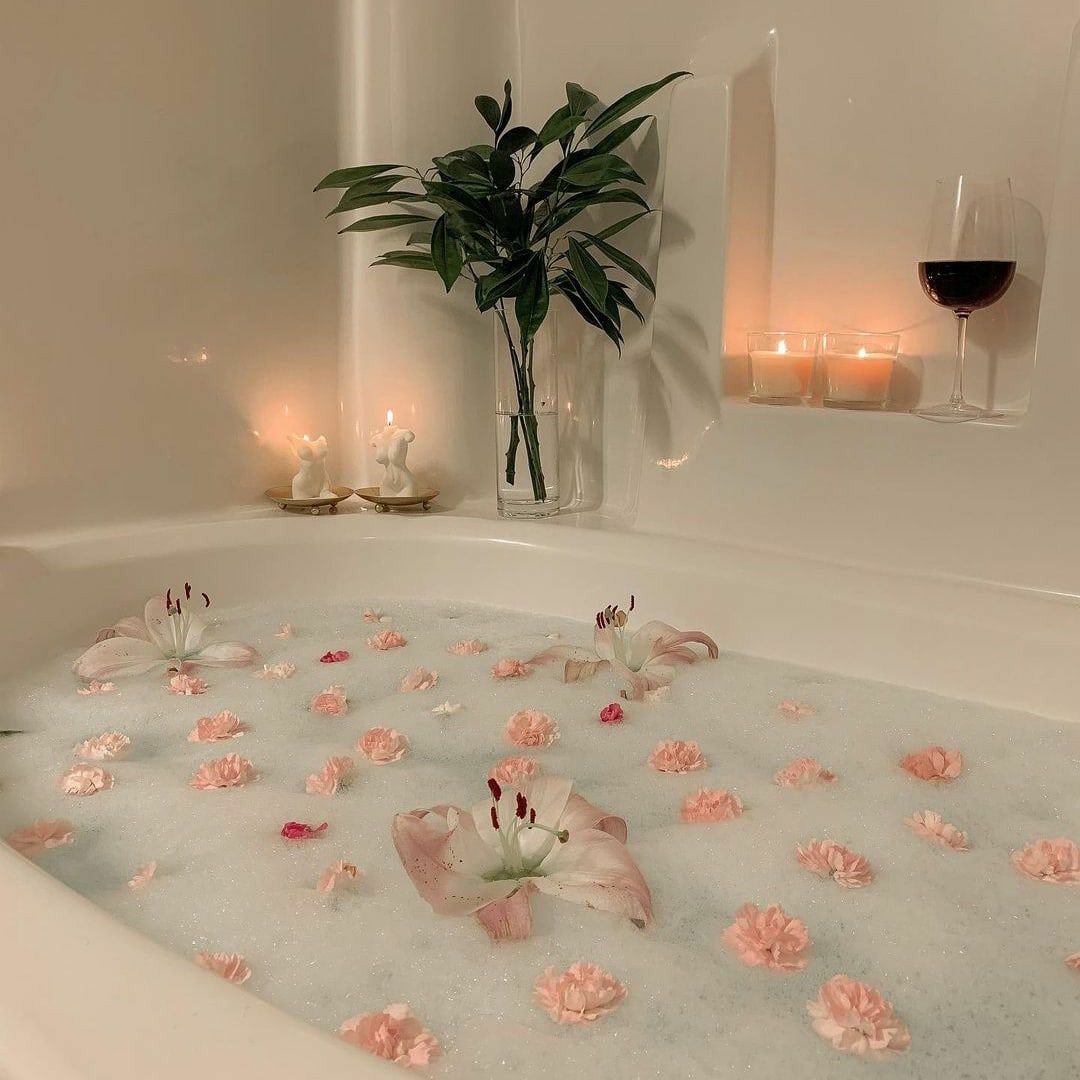 zachitup's tweet photo. Sheesh. I did great, innit? Lmao. Have a peaceful 'relaxation' in this tub, milo. Just call me if you need anything or me. https://t.co/vTR5LDwzO7