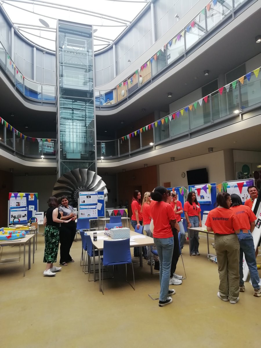 Activities underway at Summer Scientist Week! <a href="/notts_psych/">School of Psychology, University of Nottingham</a> <a href="/NottsSummerSci/">University of Nottingham Summer Scientist</a>