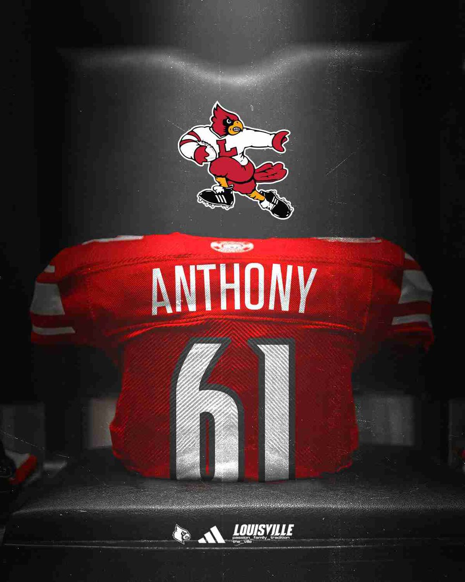 GradeyAnthony's tweet photo. #flyville25⚫️🔴 @pete_nochta13 @CoachROwens @JeffBrohm @Brohm_Brady @NOHSFball https://t.co/2G3G0cOjdM