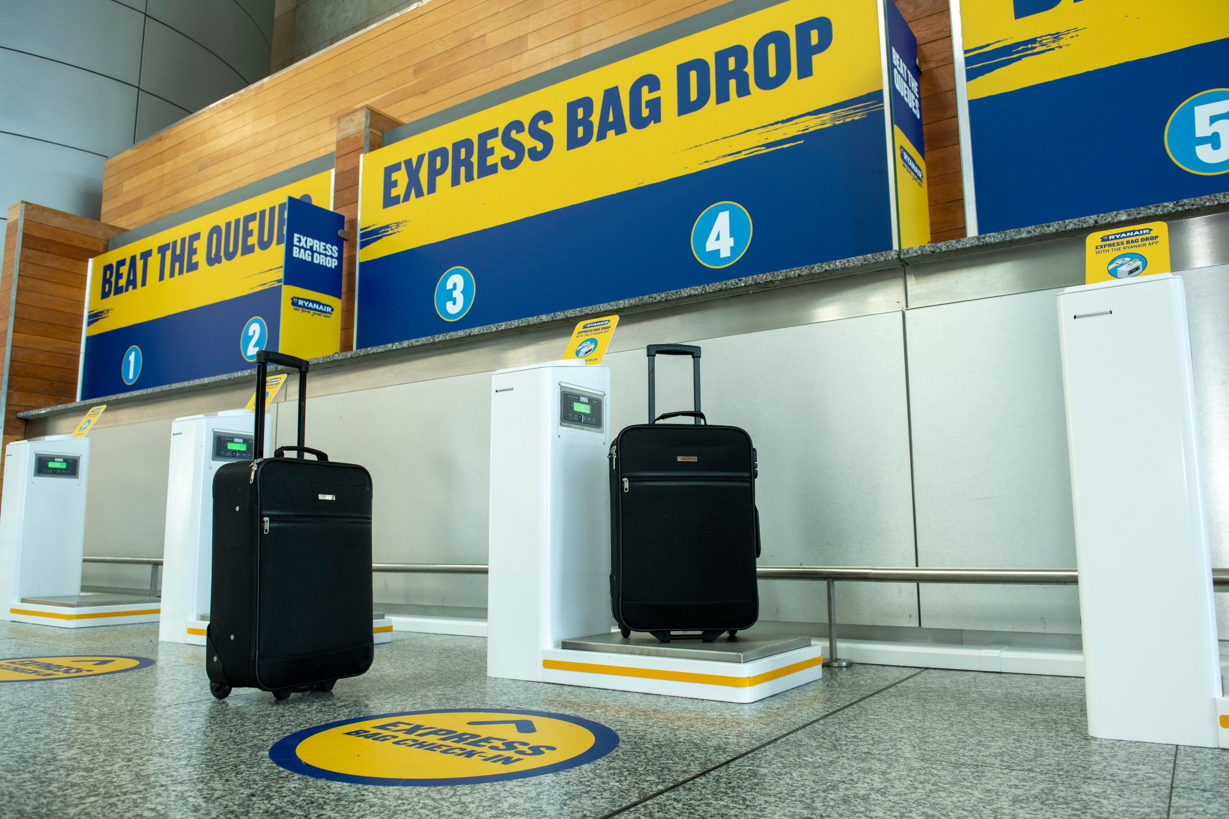 Ryanair cheap baggage app