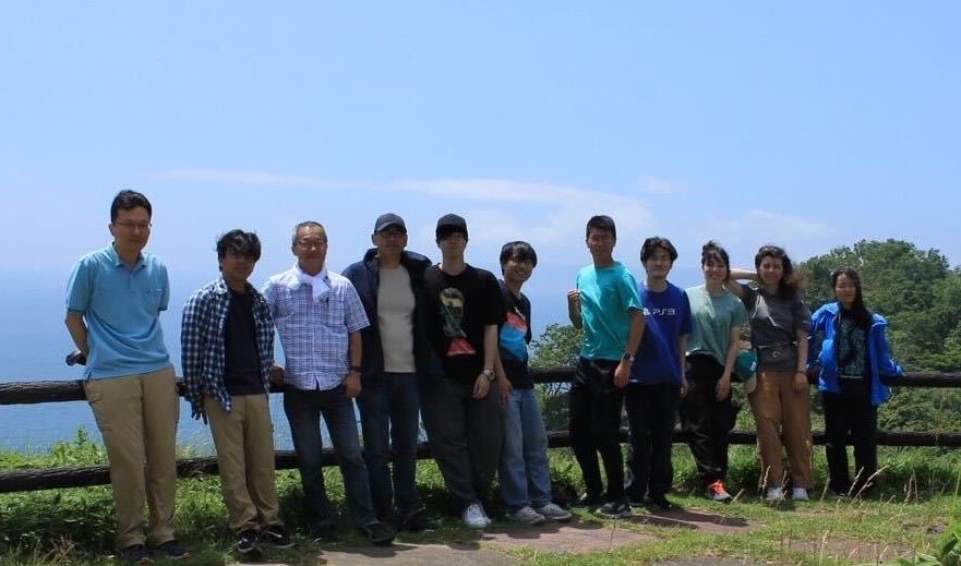 BgcEes's tweet photo. 7月9日〜13日の間、北海道大学北方生物圏フィールド科学センター厚岸臨海実験所において、地球圏科学実習IIを実施しました。同フィールド実習では、大学院生7名、教員4名が参加し、海水、河川水、海底堆積物の光学特性など、現場環境調査法を学びました。 https://t.co/yTu17gU9Lq