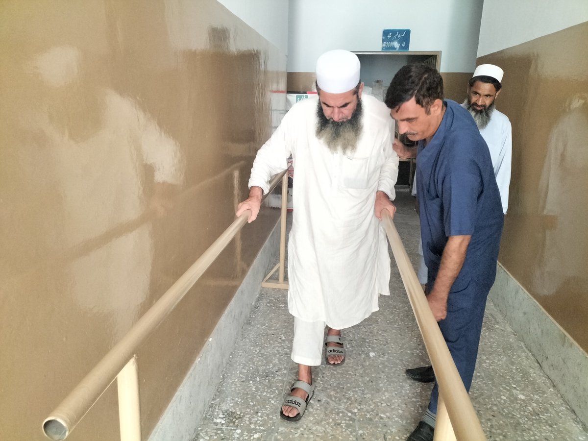 HHCSARPD's tweet photo. Daily Activity
Rehabilitation (Physiotherapy)
ARPD
#arpd #physioterapy #peshawar #rehabilitation #SkillsForLife #skills
A post-operative (Disc Herniation L4-S1) patient progressing to rehabilitation through gait training under the supervision of Mr. Zaid Alam (Physio Tech) https://t.co/76feOLkiXW