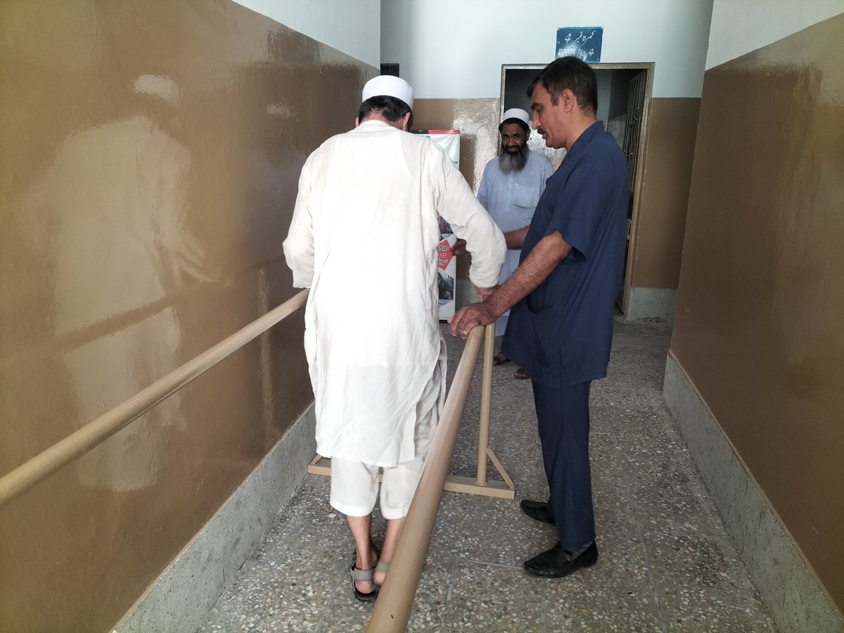 HHCSARPD's tweet photo. Daily Activity
Rehabilitation (Physiotherapy)
ARPD
#arpd #physioterapy #peshawar #rehabilitation #SkillsForLife #skills
A post-operative (Disc Herniation L4-S1) patient progressing to rehabilitation through gait training under the supervision of Mr. Zaid Alam (Physio Tech) https://t.co/76feOLkiXW