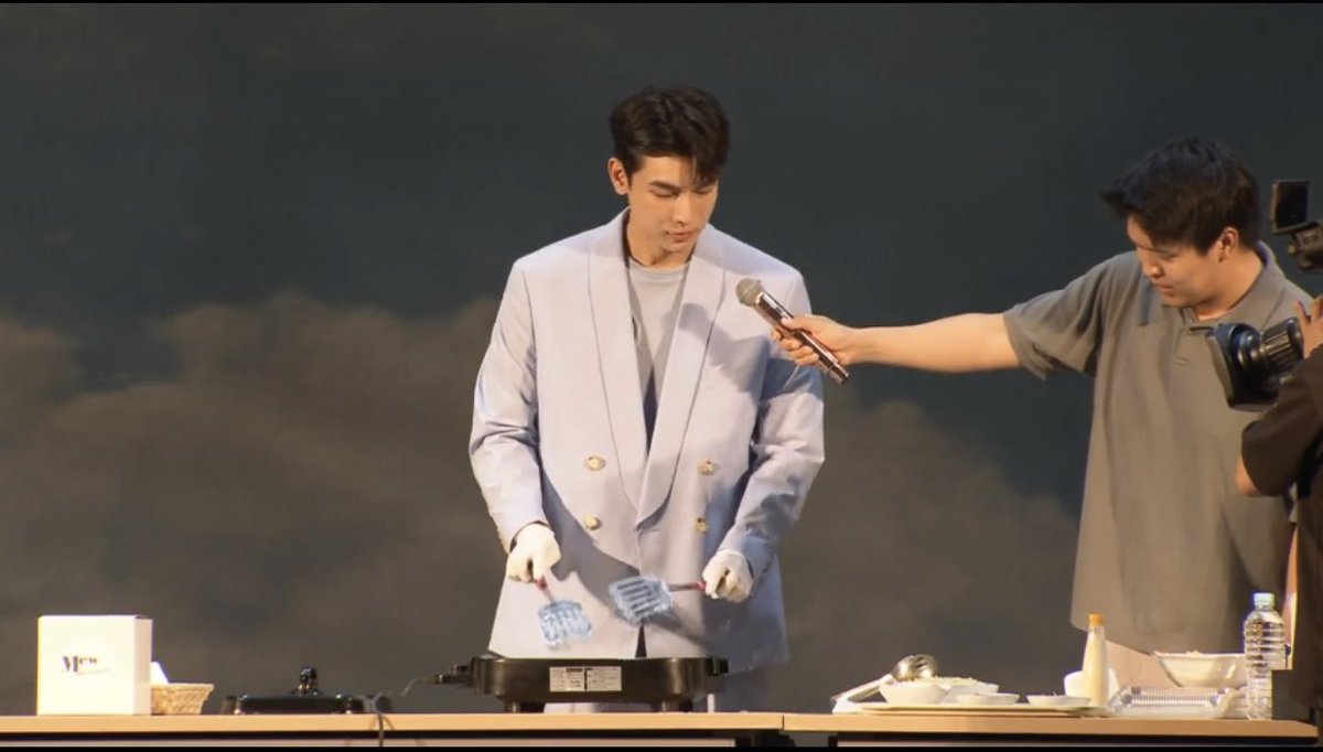 Suppasit Channel tweet media