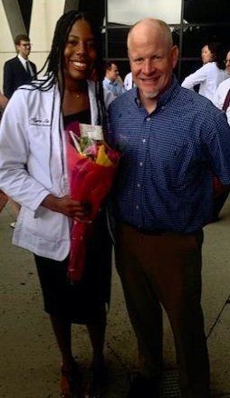 esimmons1212's tweet photo. Meet our Med Cat Kyra💜! White Coat Ceremony🥼 ✔️ 1st day of Med school🩺 ✔️ Proud Parents💜 ✔️ #expectinggreatthings #UCMedSchool #classof2027 #keepbelieving #futuredoctor https://t.co/rXweNQSvIR