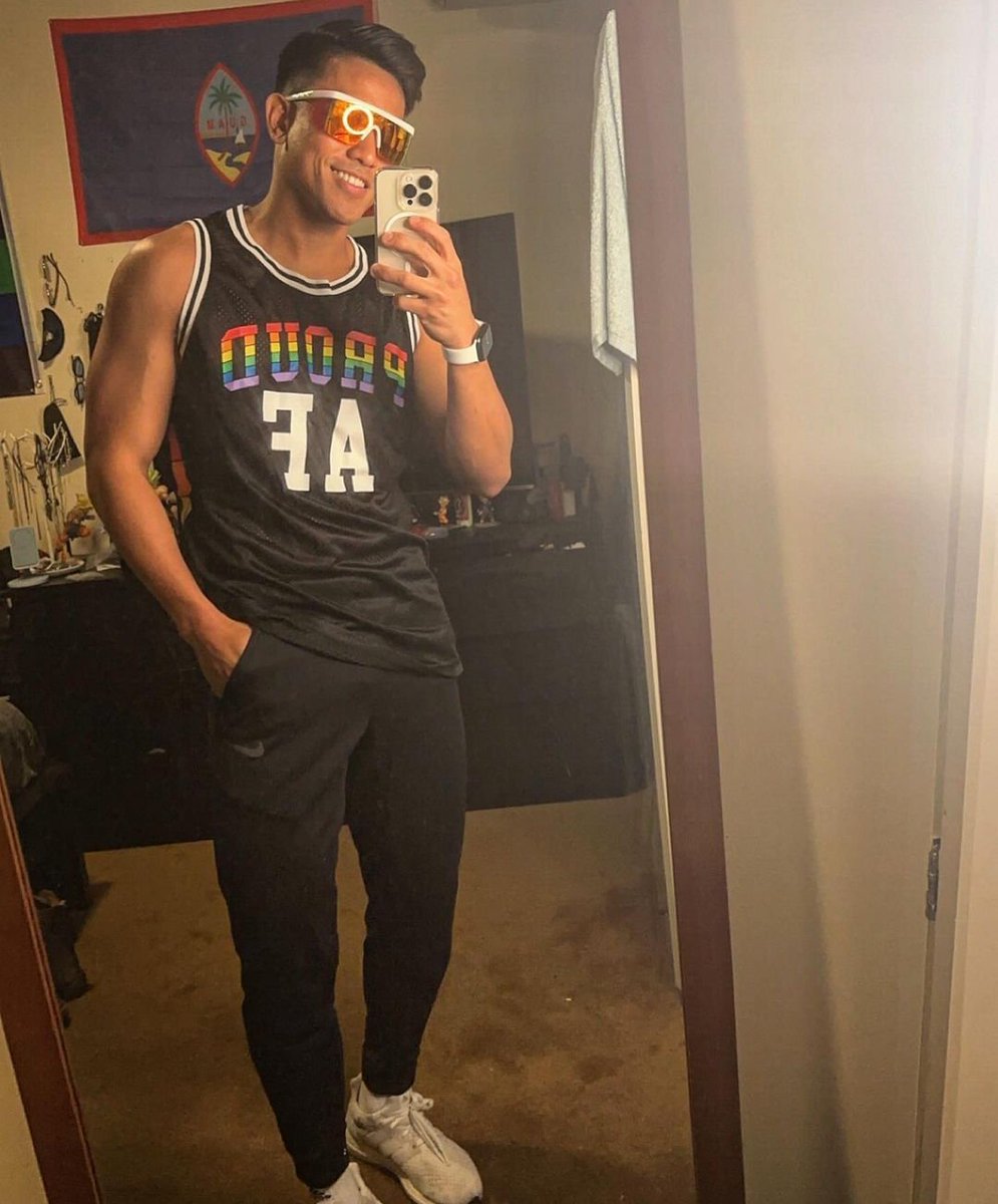 All our dreams can come true, if we have the courage to pursue them✨