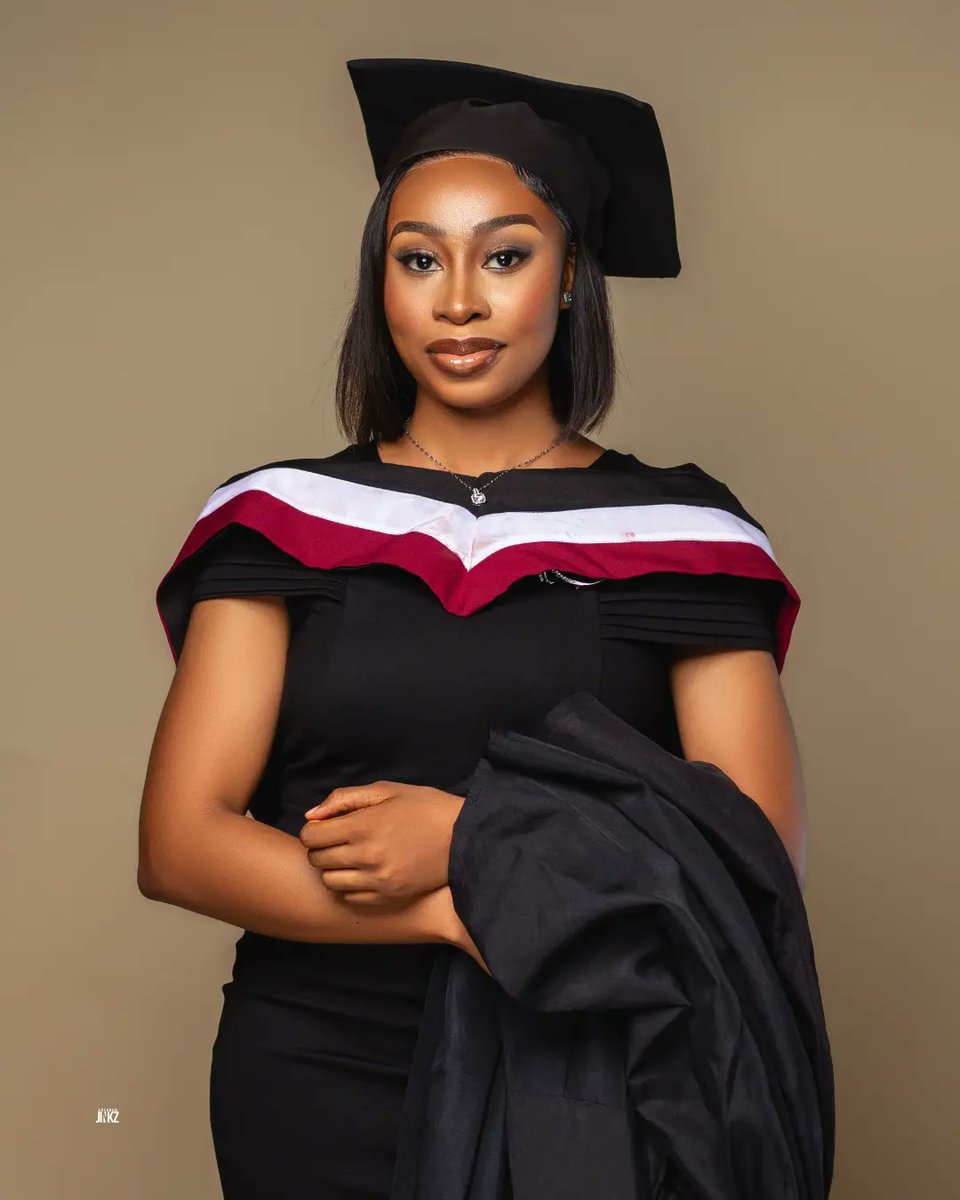 christabe_'s tweet photo. First class honors, BSC. Computer Science 🥳🎉🎓🎉 
Excited to embark on a journey of endless possibilities in the world of technology. 
James Christabel Michael is the name 😌#ComputerScienceGrad #FirstClassDegree #ProudMoment" https://t.co/jbDyGN5KkG