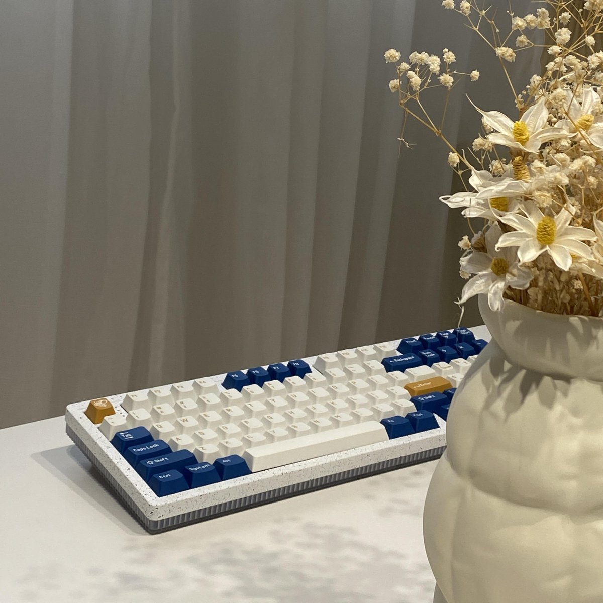 MelGeekworld's tweet photo. Modern97 Ocean
#melgeek #modern97 #mechanicalkeyboard #naturebeauty #lifestyle https://t.co/Z2gDazv8ht