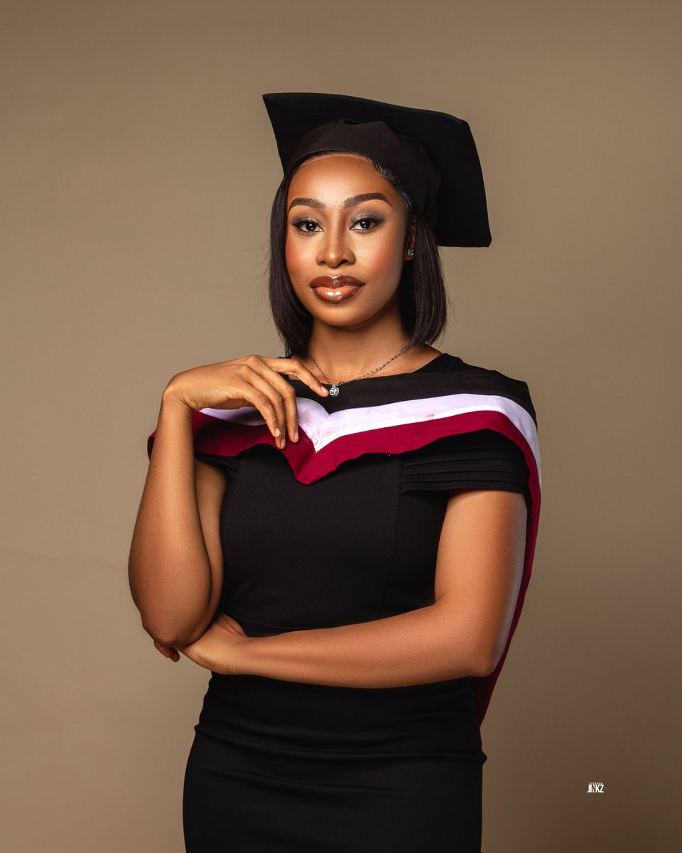 christabe_'s tweet photo. First class honors, BSC. Computer Science 🥳🎉🎓🎉 
Excited to embark on a journey of endless possibilities in the world of technology. 
James Christabel Michael is the name 😌#ComputerScienceGrad #FirstClassDegree #ProudMoment" https://t.co/jbDyGN5KkG