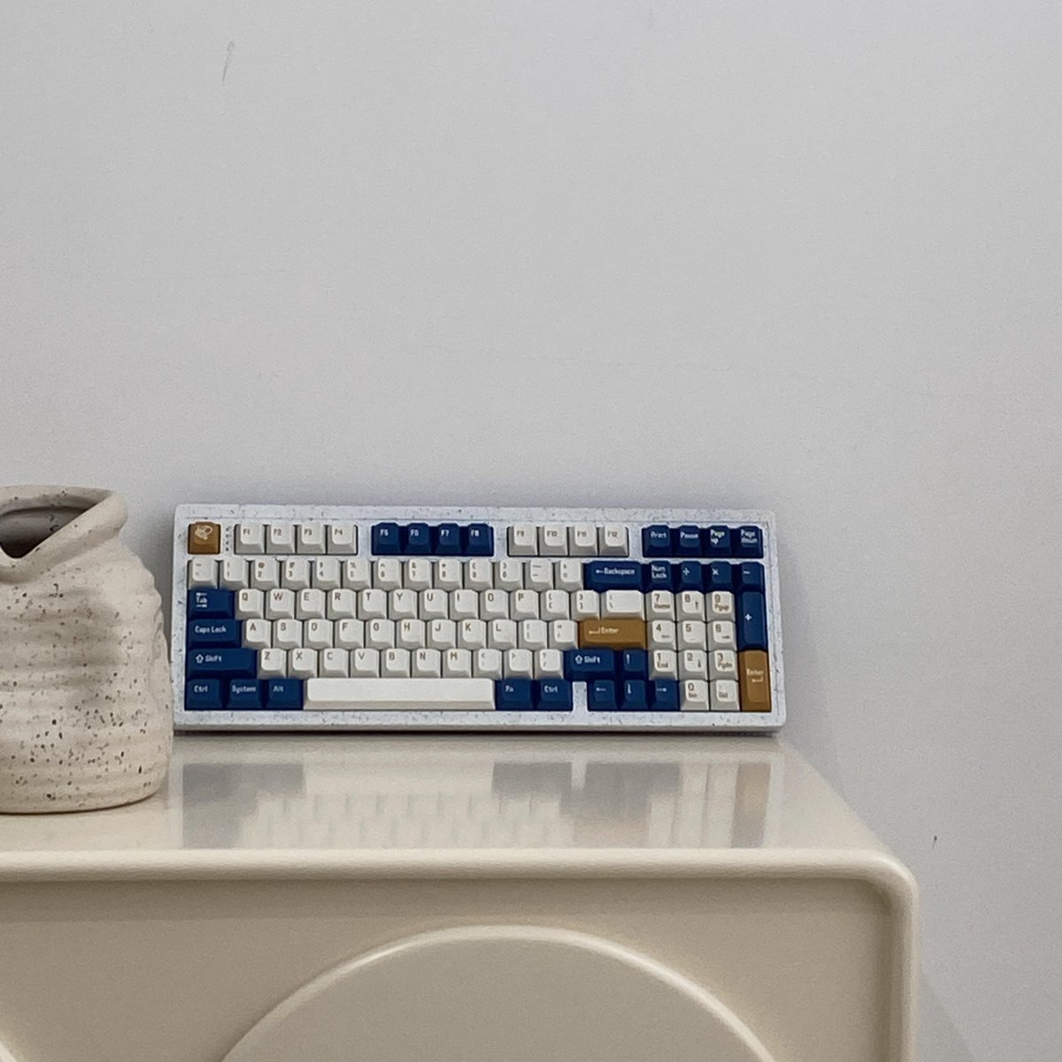 MelGeekworld's tweet photo. Modern97 Ocean
#melgeek #modern97 #mechanicalkeyboard #naturebeauty #lifestyle https://t.co/Z2gDazv8ht