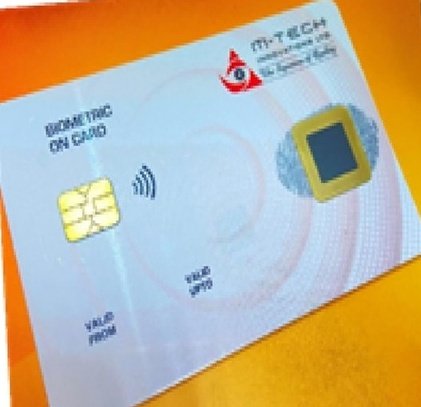 Bentyl50's tweet photo. #BiometricCard from @InnovationMtech with @FingerprintCard sensor👌👍
🇮🇳🇸🇪 #MakeInIndia #access #biometrics
https://t.co/1rte9qrVeS https://t.co/B7Yc0hOxvJ