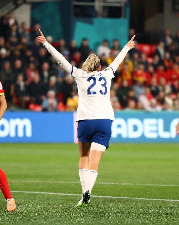 Arsenal's Alessia Russo scoring at a World Cup 🤩