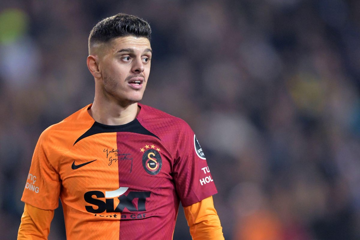 Rashica 2027 yılına kadar Galatasaray'ın oyuncusu oldu.Hayırlı olsun.