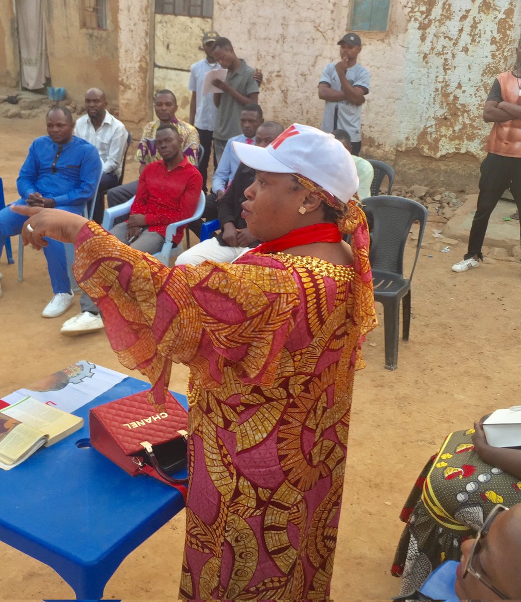 Andrekamunga3's tweet photo. Ns etions ds la Commune Kampemba ds le quartier Bel-air ouns avions eu le privilege et l honneur d ns entretenir et implanter une nouvelle " Sous-Federation Fizi", afin d garantir un electorat sur.
CAP POUR LA PROCHAINE BASE. https://t.co/1MJd3MFV5u