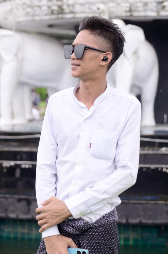 Naing pyae phyo tweet media
