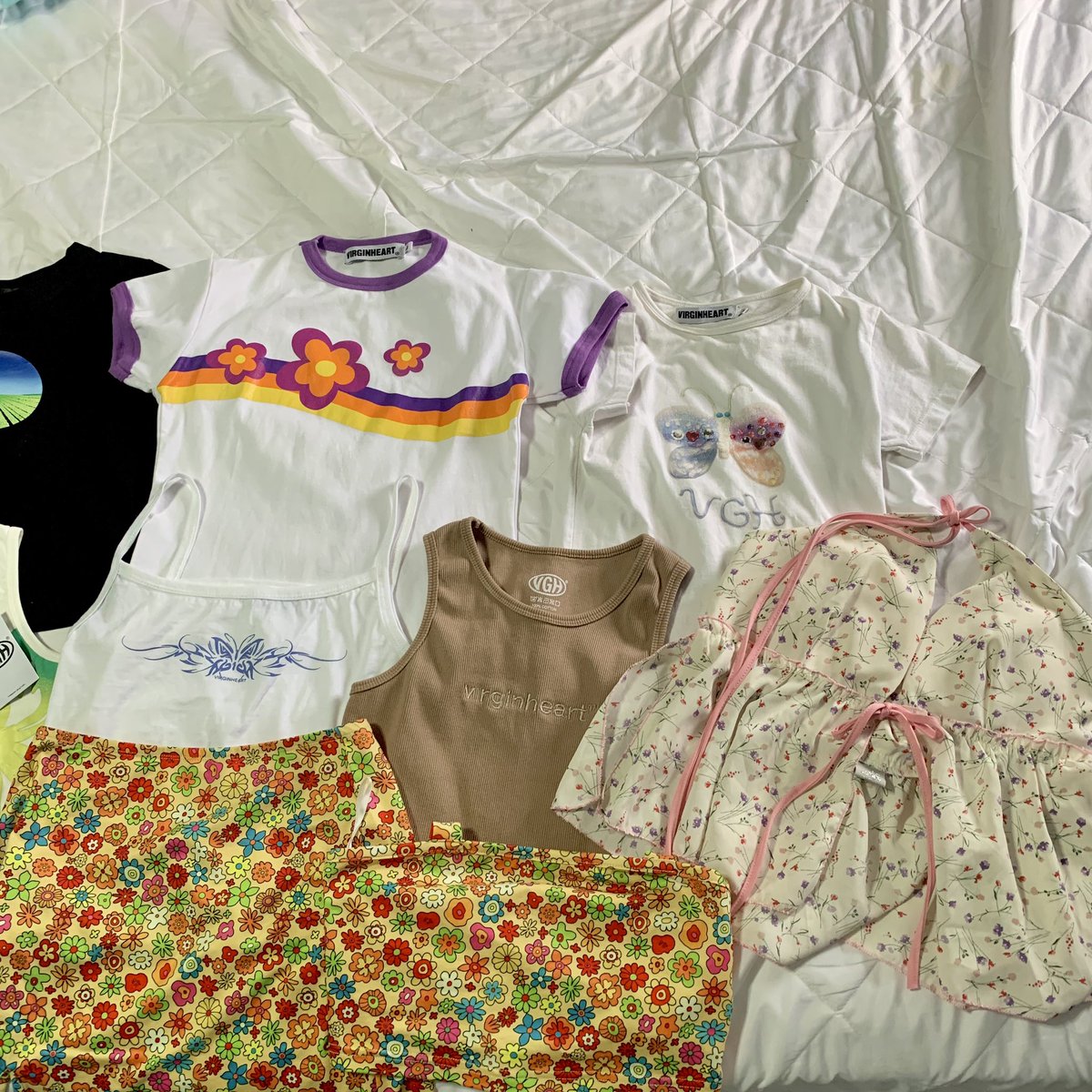 usedby_acces's tweet photo. 🌼โล๊ะเสื้อผ้าเค้างับ 🪞ลงพรุ่งนี้2/08🧼

⭐️รี+ปัก -5฿ shipping 40฿

ปักไว้เลยน้ามีเยอะกว่าในรูปมั้คราคาถูกๆ

#โล๊ะตู้เสื้อผ้า #ส่งต่อเสื้อผ้า #ส่งต่อ #ส่งต่อvghbkk #ส่งต่อvgh #โล๊ะตู้ #vghbkkส่งต่อ #vghbkkมือสอง #เสื้อผ้ามือสองสภาพดี  #ส่งต่อเสื้อผ้ามือสองราคาถูก  #โล๊ะตู้ https://t.co/yWjyf5Igy5
