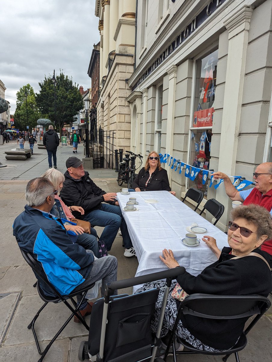 VisitDoncaster's tweet photo. It's been quite a busy morning here at our tourist information centre.

Plenty of people joined in for a cuppa and cake with lots of happy faces ☺️🏵️

Thank you to everyone who kindly donated to Firefly Cancer Charity 🙂

Happy Yorkshire Day once again! https://t.co/UrsuiLMwbh