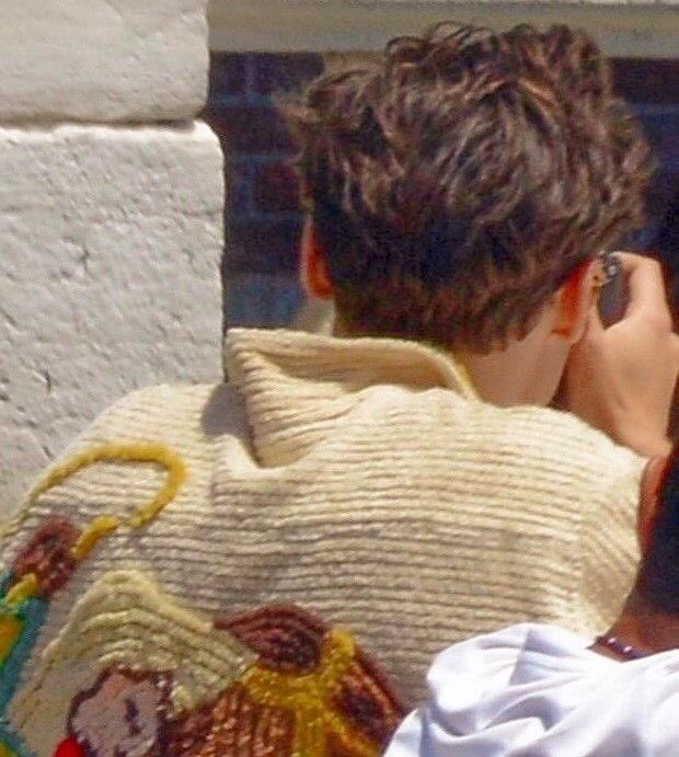 HSFEATURES's tweet photo. Harry Styles in Italy. https://t.co/lT3LOOxnV1