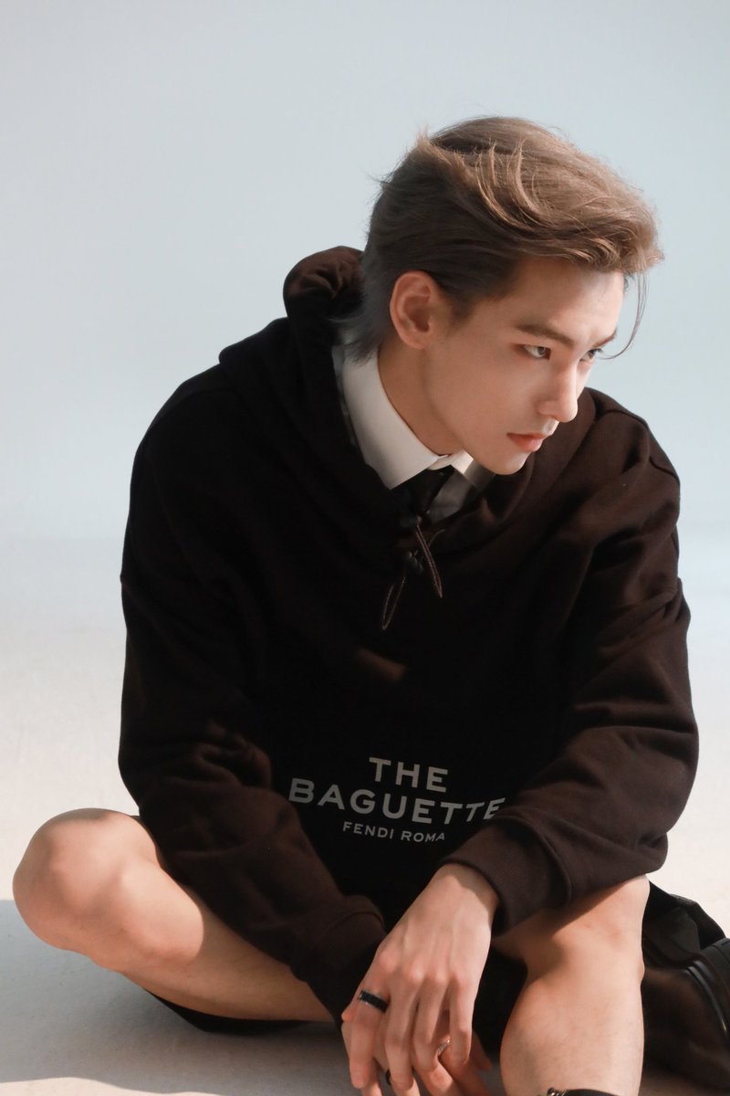 double_m_stitch's tweet photo. 잘생겼다 야오보난!!!
#姚明明 #YAOMINGMING #야오밍밍 #요명명 #姚柏南 #YAOBONAN #야오보난 #요백남 https://t.co/u2AwKkFTnq