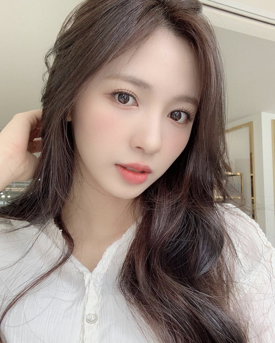 Cherry Bullet ジウォン トレカ 中国 Cherry Bullet ジウォン うさぎ トレカ 中国 元CherryBullet
