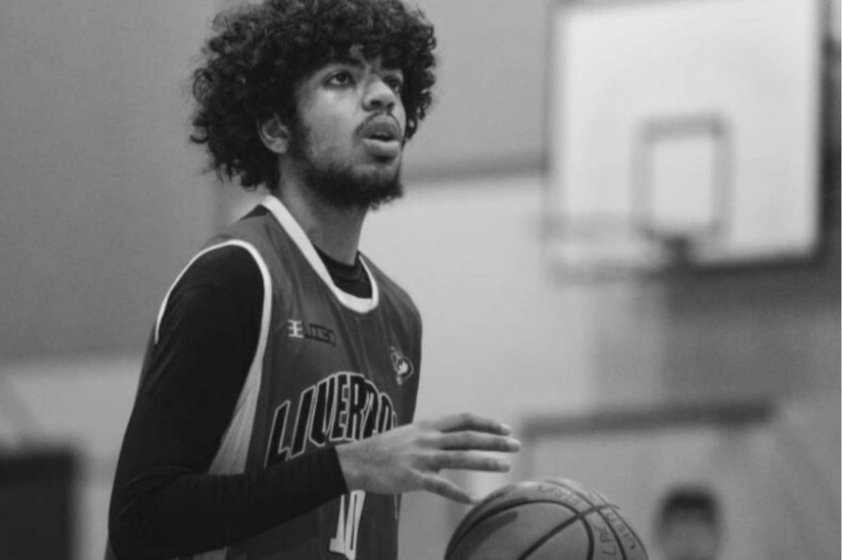 Mandela8 tweet media