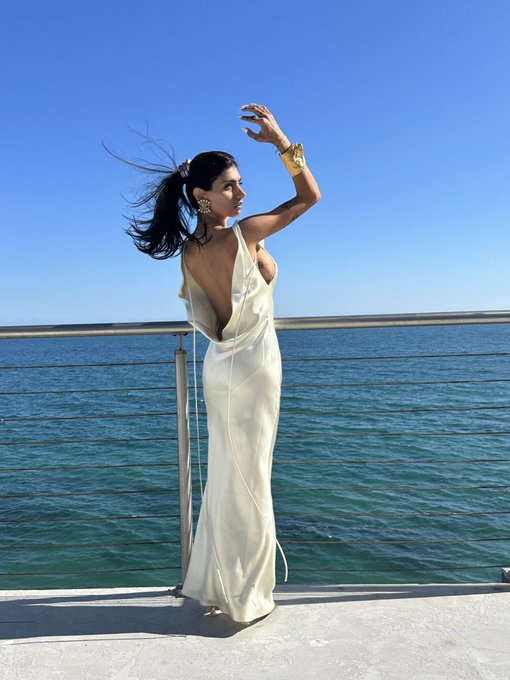 So Lana Del Rey vinyl https://t.co/lWG29hBrTe<a href="/tag/oppenheimer"class="tags"><span>&#35;oppenheimer</span></a>