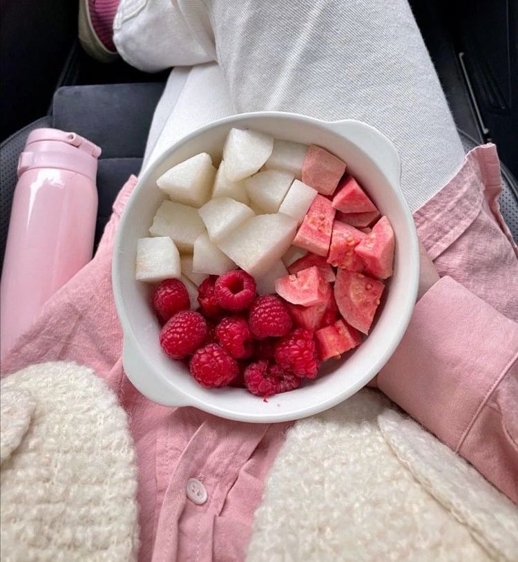 miloscal's tweet photo. unpinning at 57 kg <3
- all my 🧵 s https://t.co/TRL2DCGqAE