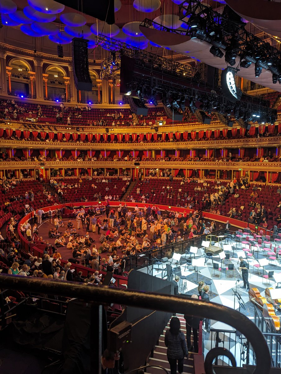 elnrpres's tweet photo. Last year: man I want to be part of a choir again
Last night: https://t.co/q0uqLLfYvq