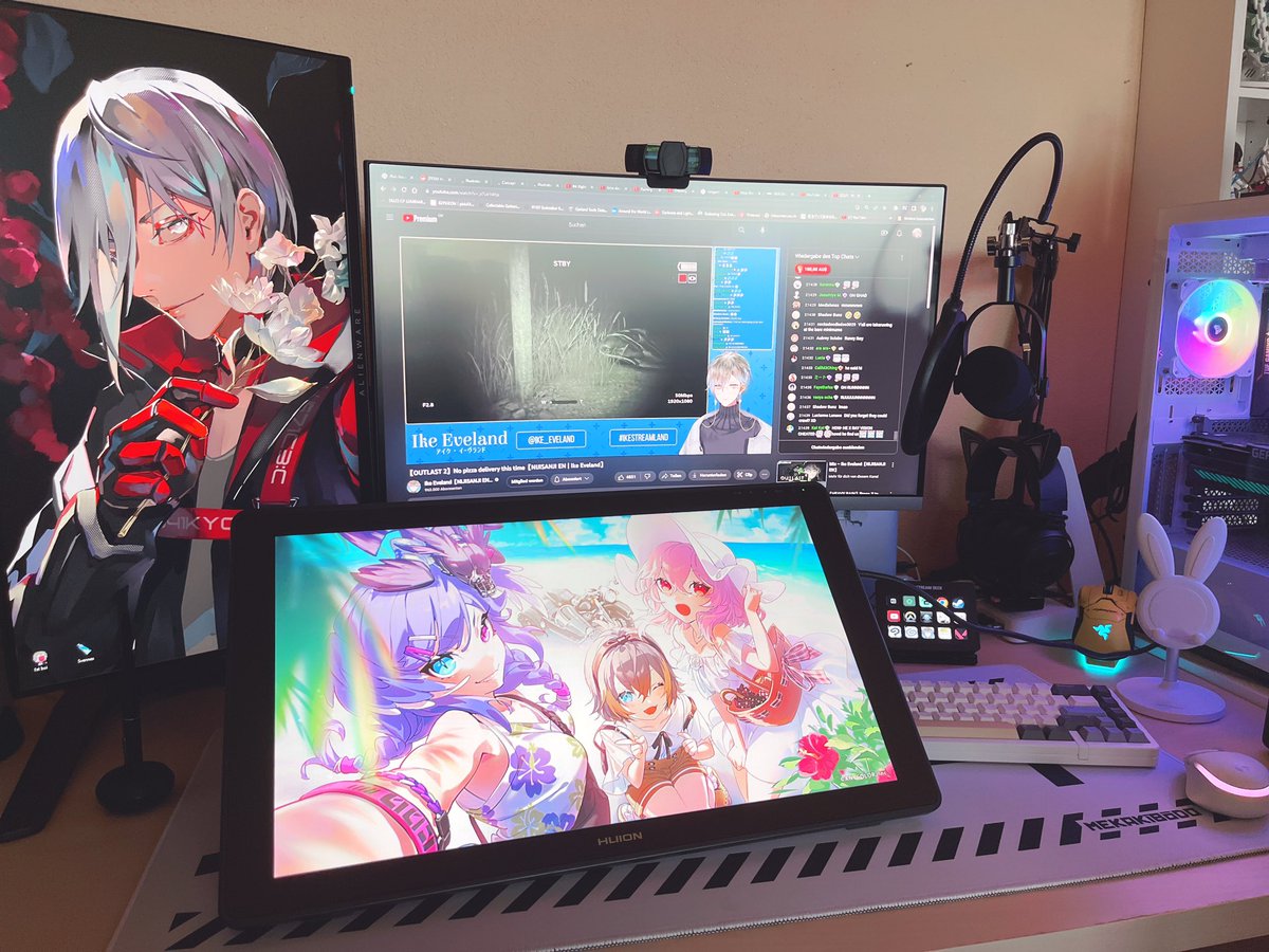 46reos's tweet photo. Updated my desk setup, Kokomi print soon?! https://t.co/Ru8eV9rCc4
