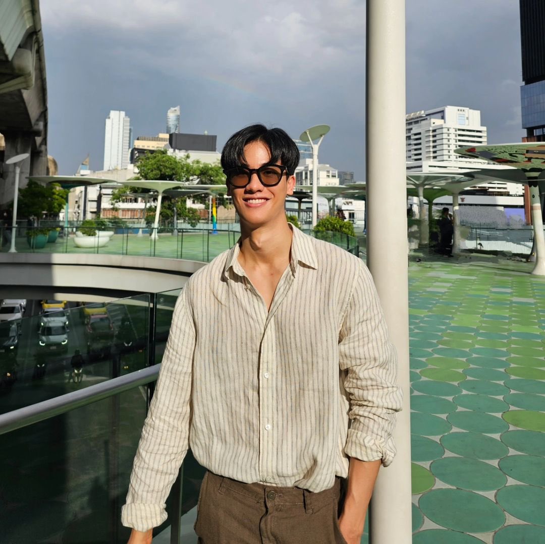 เห็นสายรุ้งไหม

IG : Tawan_V | #Tawan_V