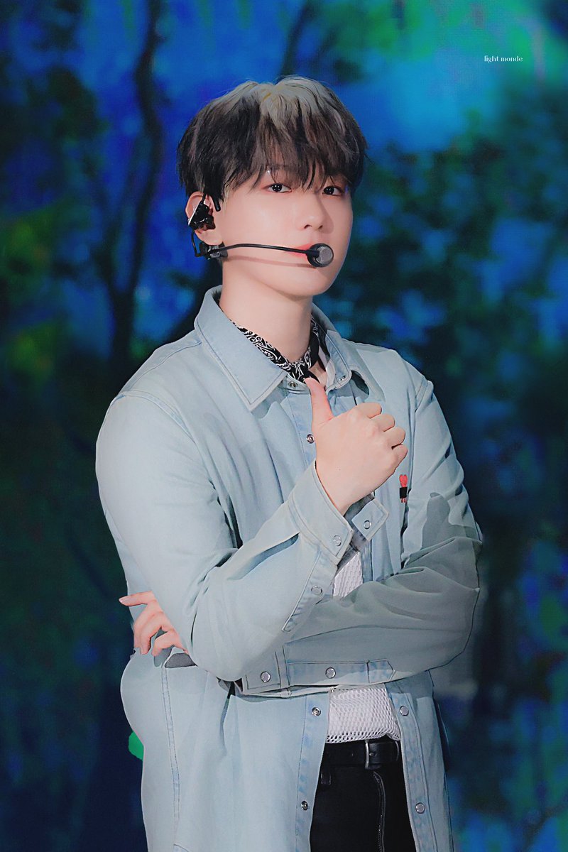 230711 

#백현 #BAEKHYUN <a href="/B_hundred_Hyun/">Baekhyun_EXO</a>