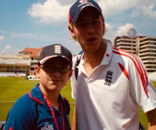 One of my heroes growing up, and has remained so in the 15 years since this photo was taken.

Thank you, <a href="/StuartBroad8/">Stuart Broad</a>, and good luck in your retirement ❤️ #ThankYouBroady