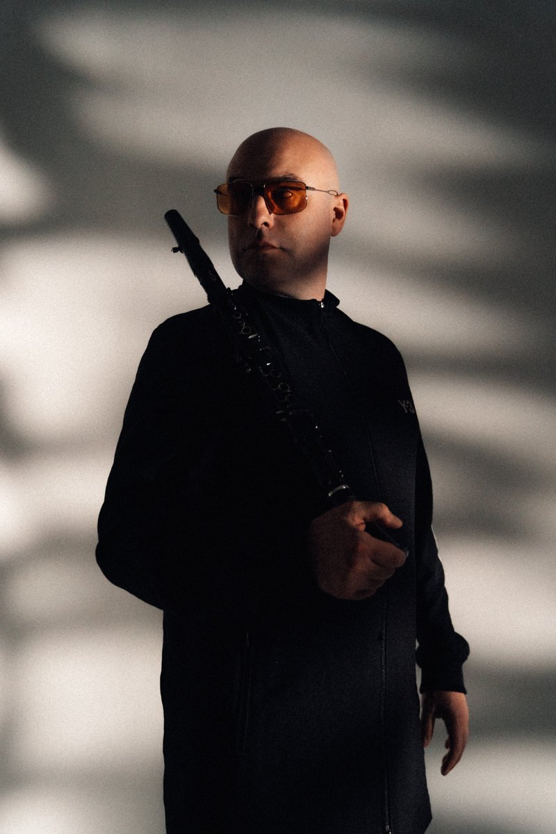 festivalVezere's tweet photo. Le clarinettiste star Yom et le pianiste 🎹 Léo Jassef demain mercredi à St-Ybard !
Extrait de leur dernier album "Alone in the light" ➡️https://t.co/AlWp3l3zmh
Encore quelques places disponibles 😉!!
#clarinette #piano #42eFDV #festival #Yom https://t.co/QSk8RddfC4